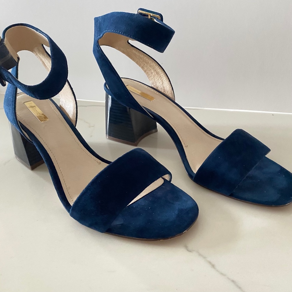 Louis et Cie Lo-Kaden Kid Suede Block Heel Sandal - Size 11M - Color: Blue Moon